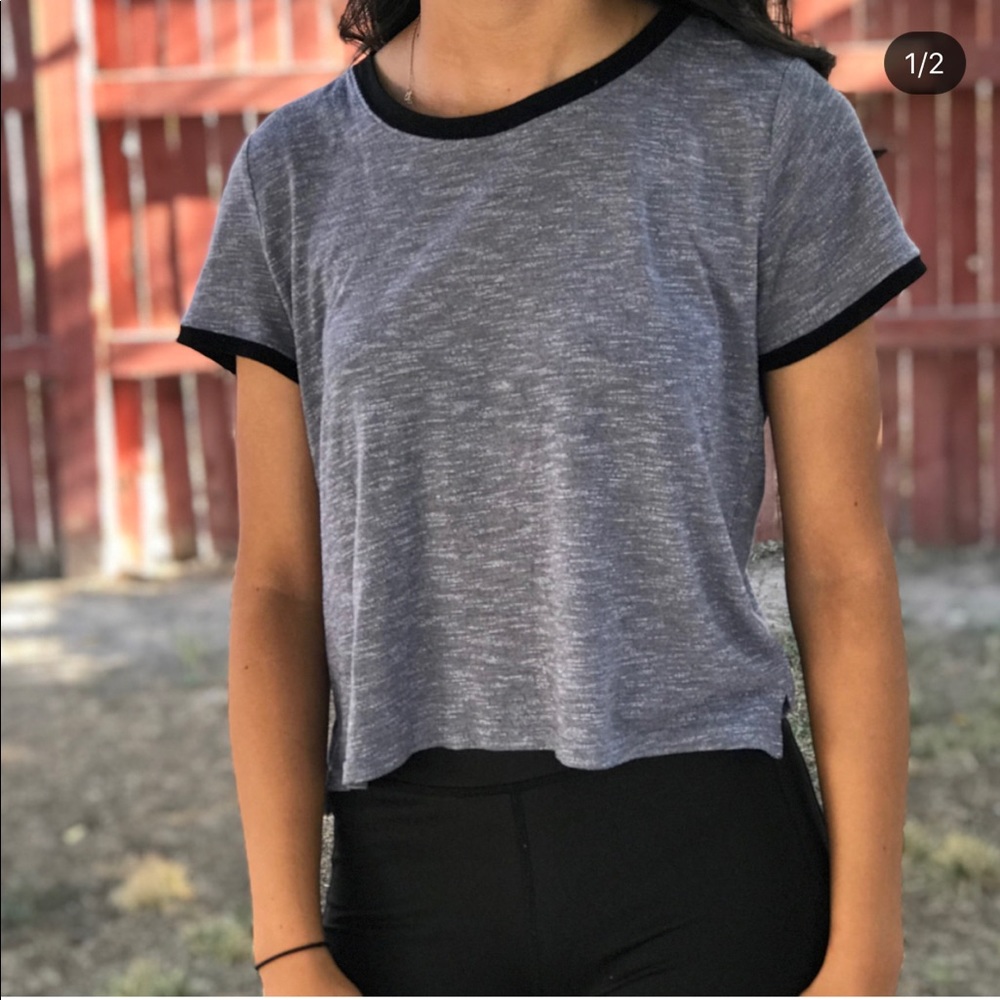 Grey t shirt
